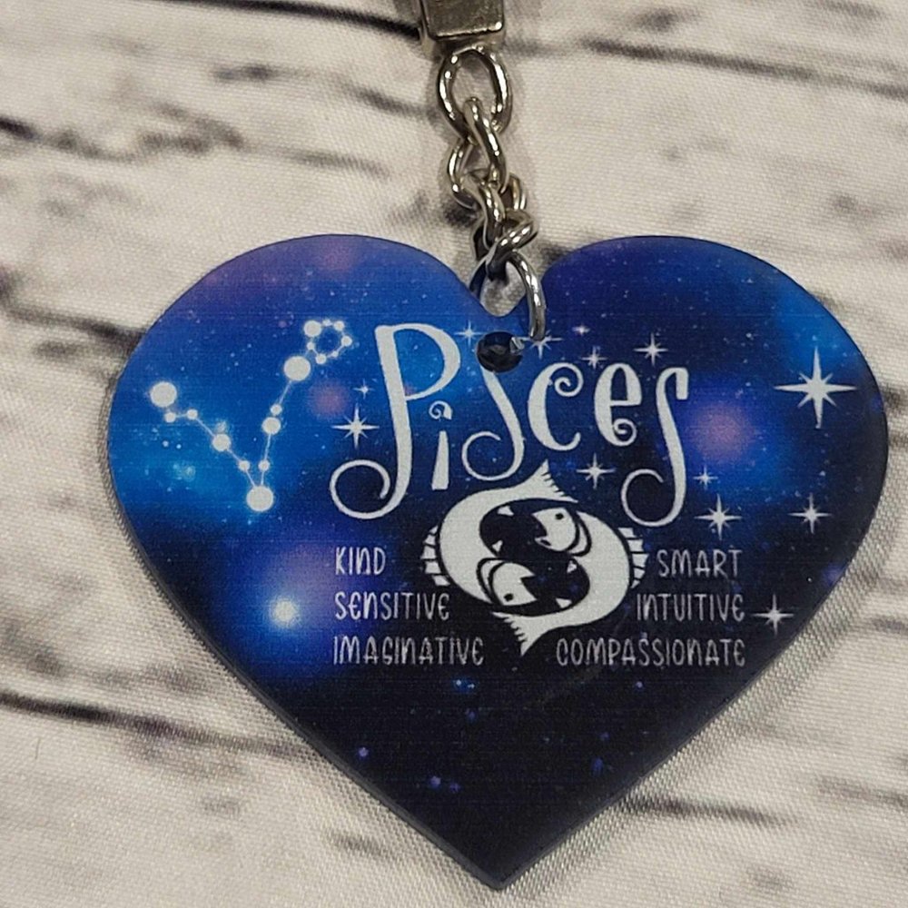 New Zodiac Universe Blue Heart Pisces Keychain - Picture 2 of 7